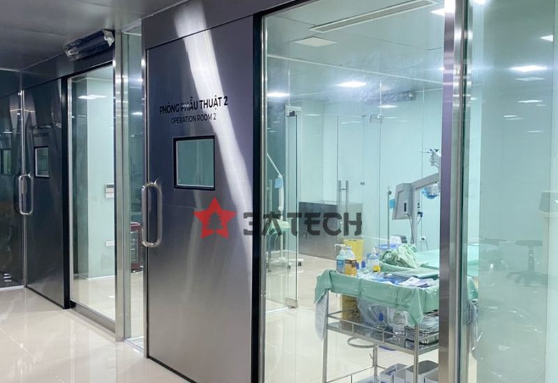 Cửa phòng mổ bệnh viện: Vai trò quan trọng trong an toàn và vệ sinh