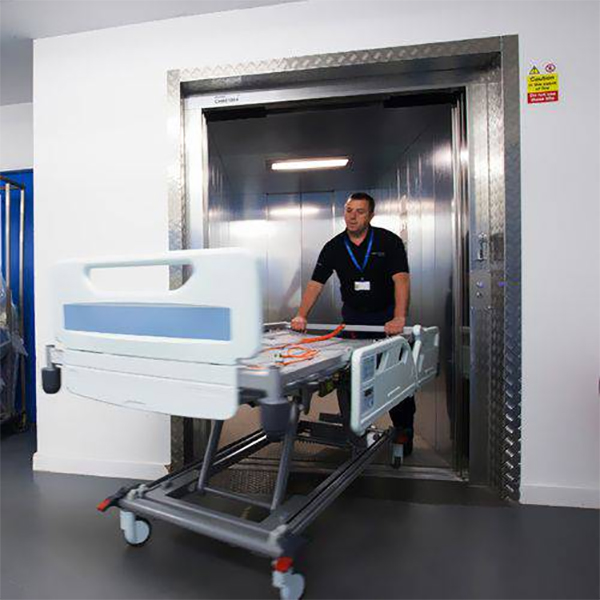 Sản xuất thang máy bệnh viện
